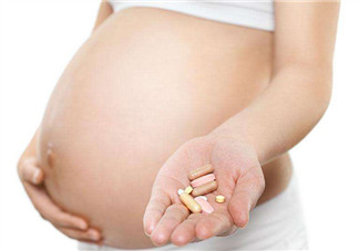 孕婦能食用維他命嗎？孕婦如何攝取維他命