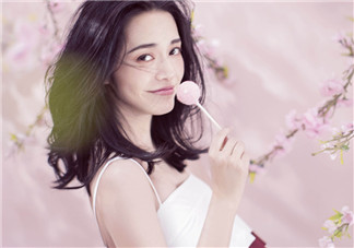 產后嚴重脫發(fā)怎么辦  全方面治療是關鍵