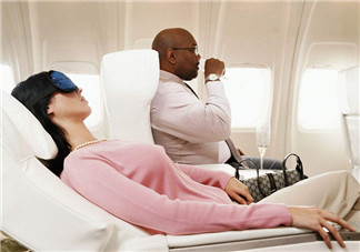 七夕女性飛機旅行 機艙美容應該準備什么