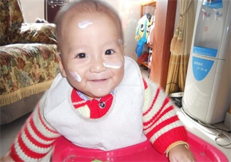 孩子皮膚變差怎么辦 秋季孩子護膚方法