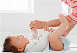 嬰幼兒發(fā)燒如何正確護(hù)理 退燒藥你用對(duì)了嗎