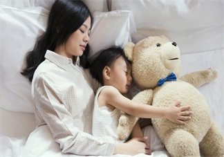 寶寶發(fā)燒神志不清 寶寶發(fā)燒這些情況一定要立馬就醫(yī)