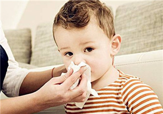 寶寶秋季流鼻血怎么辦  如何處理和預防
