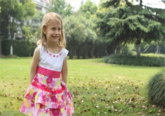 提孩子胳膊“蕩秋千”導(dǎo)致脫臼 孩子胳膊脫臼處理方法