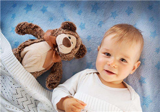 寶寶天真是笨蛋嗎  如何看待天真小孩