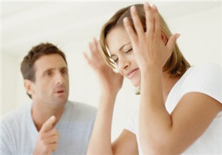 產(chǎn)后抑郁老公的陪伴很重要 不解學(xué)學(xué)寵妻典范張智霖