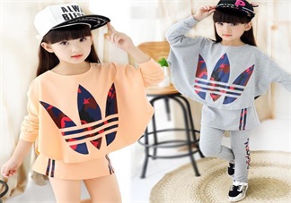 秋季常變天怕寶寶著涼怎么辦 一件外套解決你所有煩惱