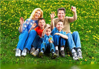 國慶節(jié)帶寶寶旅行應(yīng)該穿什么衣服？旅行物品需哎喲準(zhǔn)備哪些？