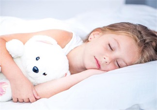 杭州部分小學推遲到孩子校時間 好的睡眠和吃早餐對孩子太重要