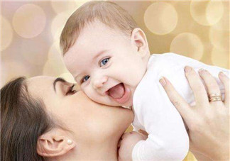 范瑋琪兒子2歲仍穿尿布 如何正確“戒尿布”