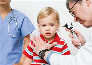 如何保護(hù)保寶寶耳朵  從小細(xì)節(jié)做起