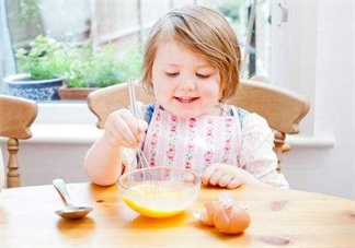 寶寶能吃雞蛋嗎    寶寶吃雞蛋要注意些什么