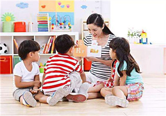 怎么教孩子學(xué)習(xí)英文  家長應(yīng)該怎么做