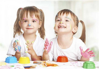 家里孩子之間吵架如何處理 怎么教會(huì)孩子和睦相處