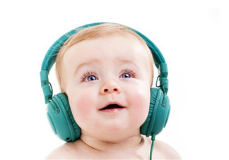 小糯米半歲開始上興趣班 如何給寶寶選擇合適的興趣班